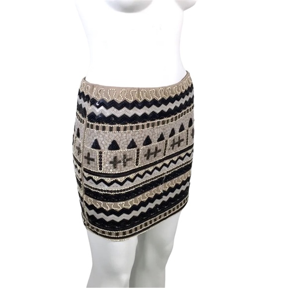 DejaVu Sequin Mini Skirt Beige Black & Ivory size Small - Picture 3 of 13